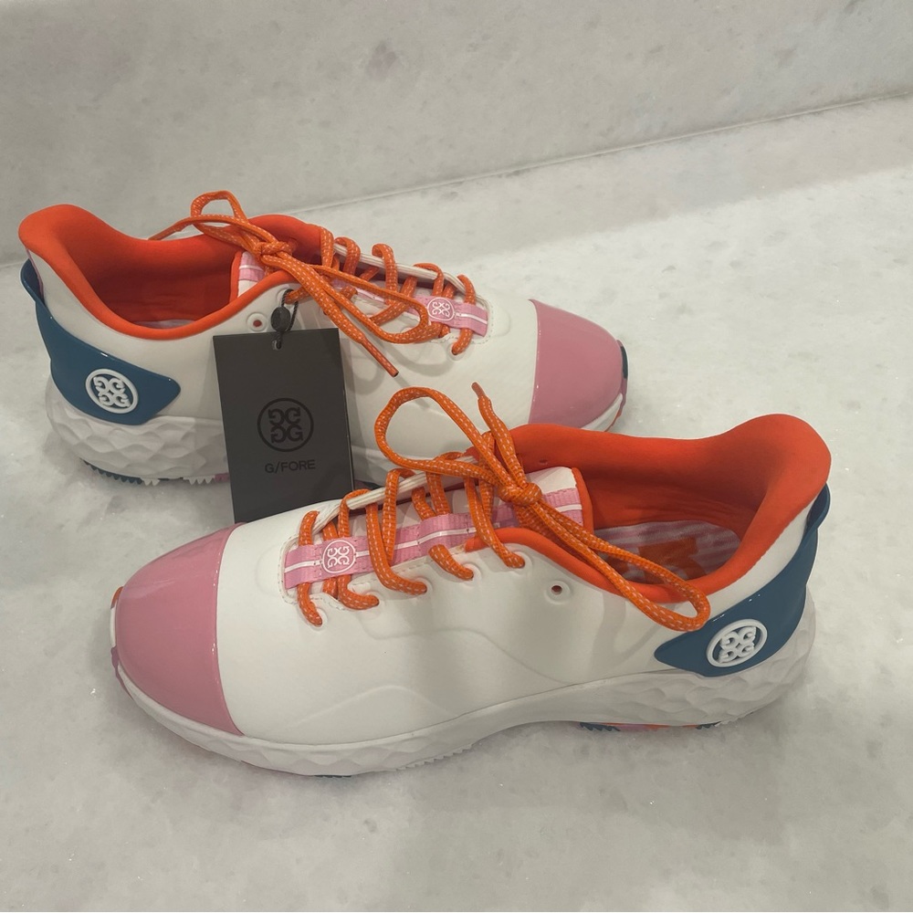 NEW W TAGS G4 GOLF SHOES
